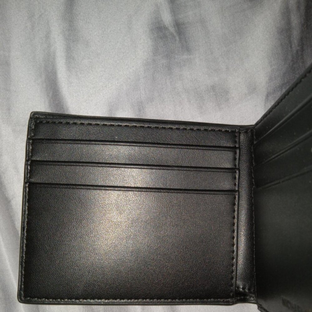 Micheal Kors Men's Wallet - Picture 3 of 5